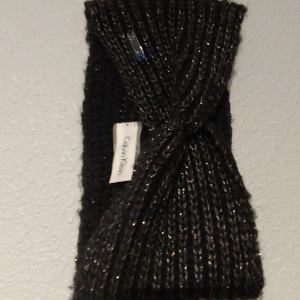 **Calvin Klien** head band!